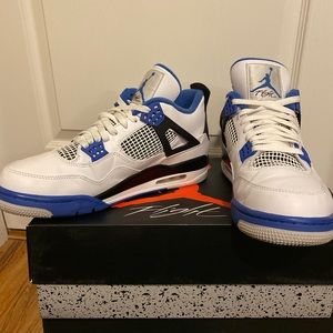 Jordan 4 Retro